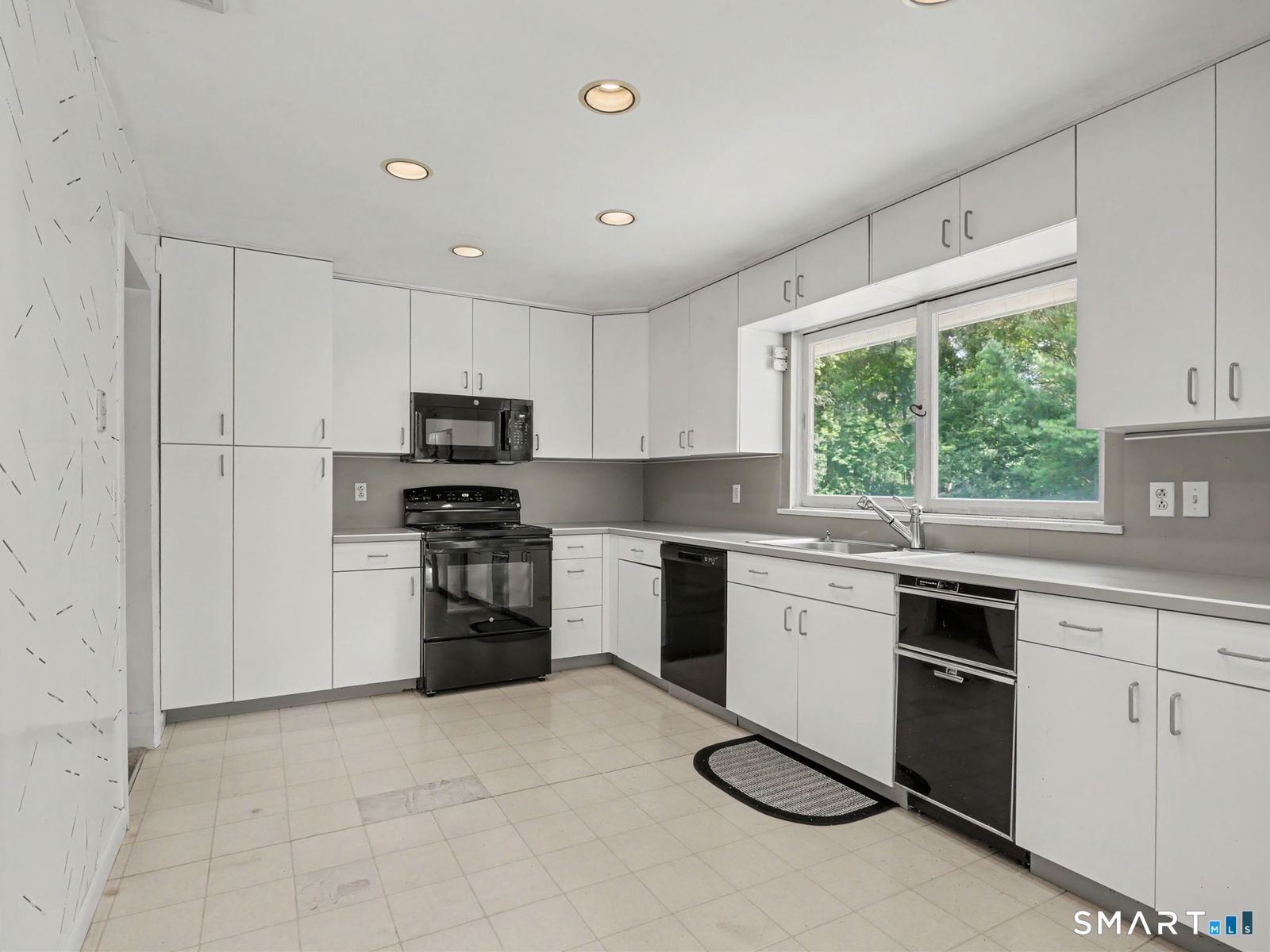29 Weatherbell Drive Norwalk CT 06851