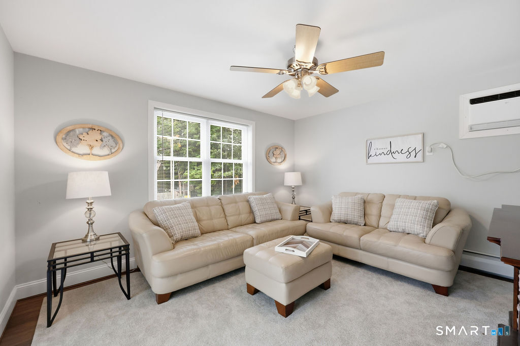 28 Tennyson Road East Hampton CT 06424