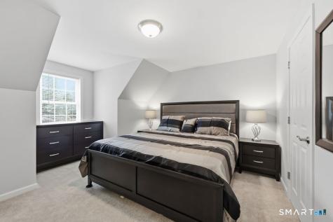 28 Tennyson Road East Hampton CT 06424