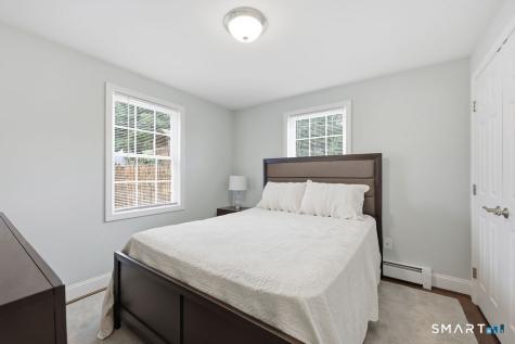 28 Tennyson Road East Hampton CT 06424