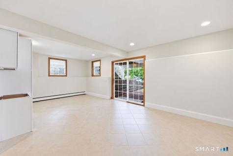 28 Tennyson Road East Hampton CT 06424