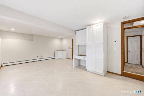 28 Tennyson Road East Hampton CT 06424