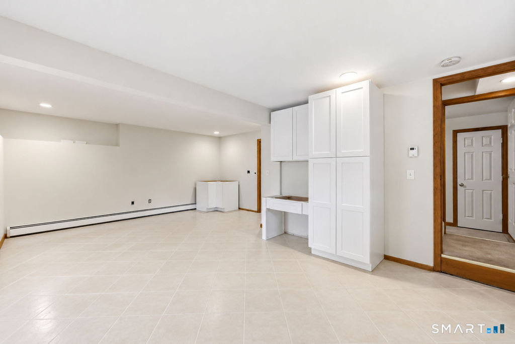 28 Tennyson Road East Hampton CT 06424