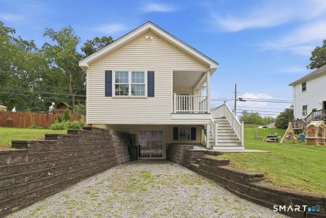 28 Tennyson Road East Hampton CT 06424