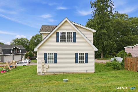 28 Tennyson Road East Hampton CT 06424