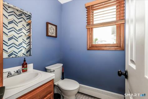 41 Calderwood Court Bridgeport CT 06605