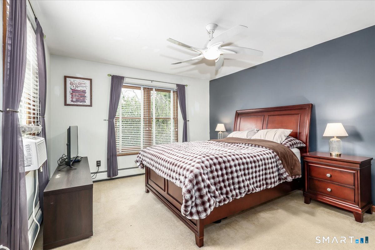 41 Calderwood Court Bridgeport CT 06605