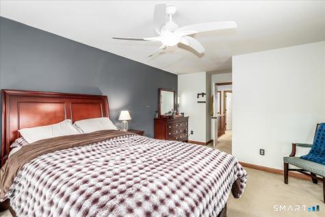 41 Calderwood Court Bridgeport CT 06605
