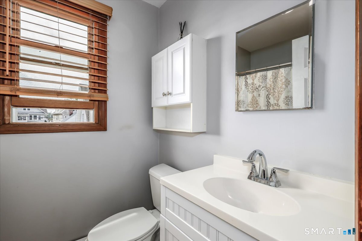 41 Calderwood Court Bridgeport CT 06605