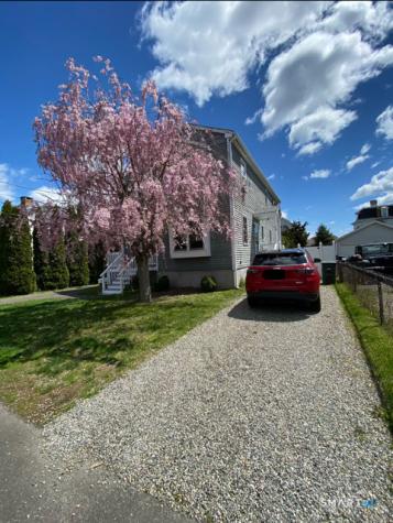 41 Calderwood Court Bridgeport CT 06605