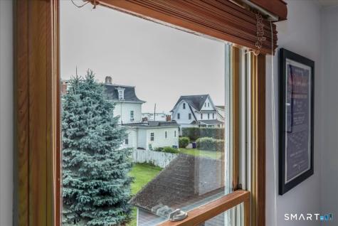 41 Calderwood Court Bridgeport CT 06605