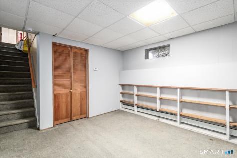 41 Calderwood Court Bridgeport CT 06605