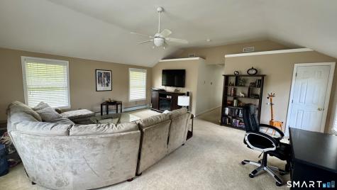 27 Tunnel View Terrace Vernon CT 06066