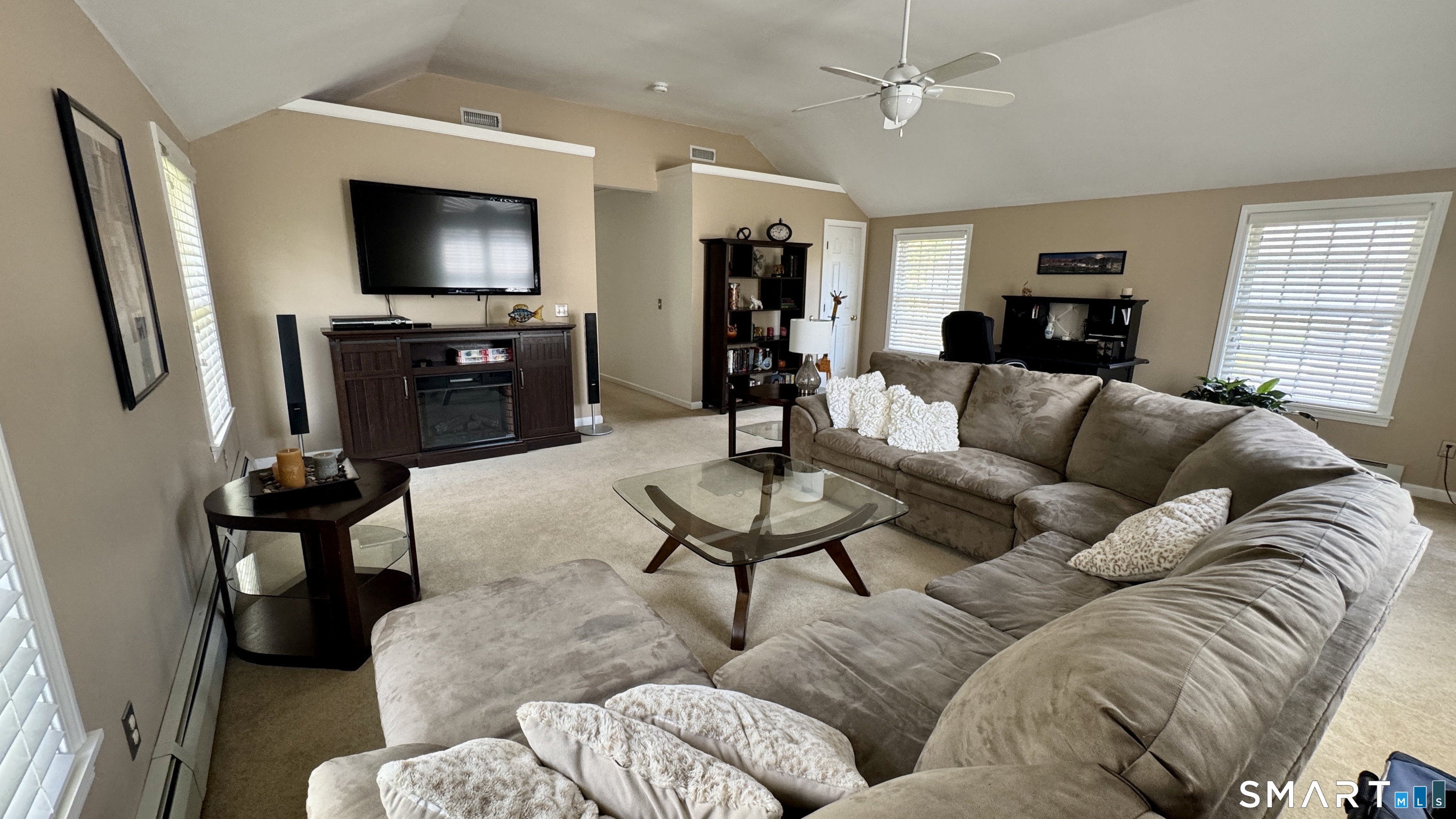 27 Tunnel View Terrace Vernon CT 06066