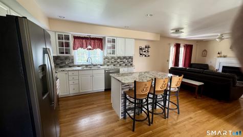 27 Tunnel View Terrace Vernon CT 06066