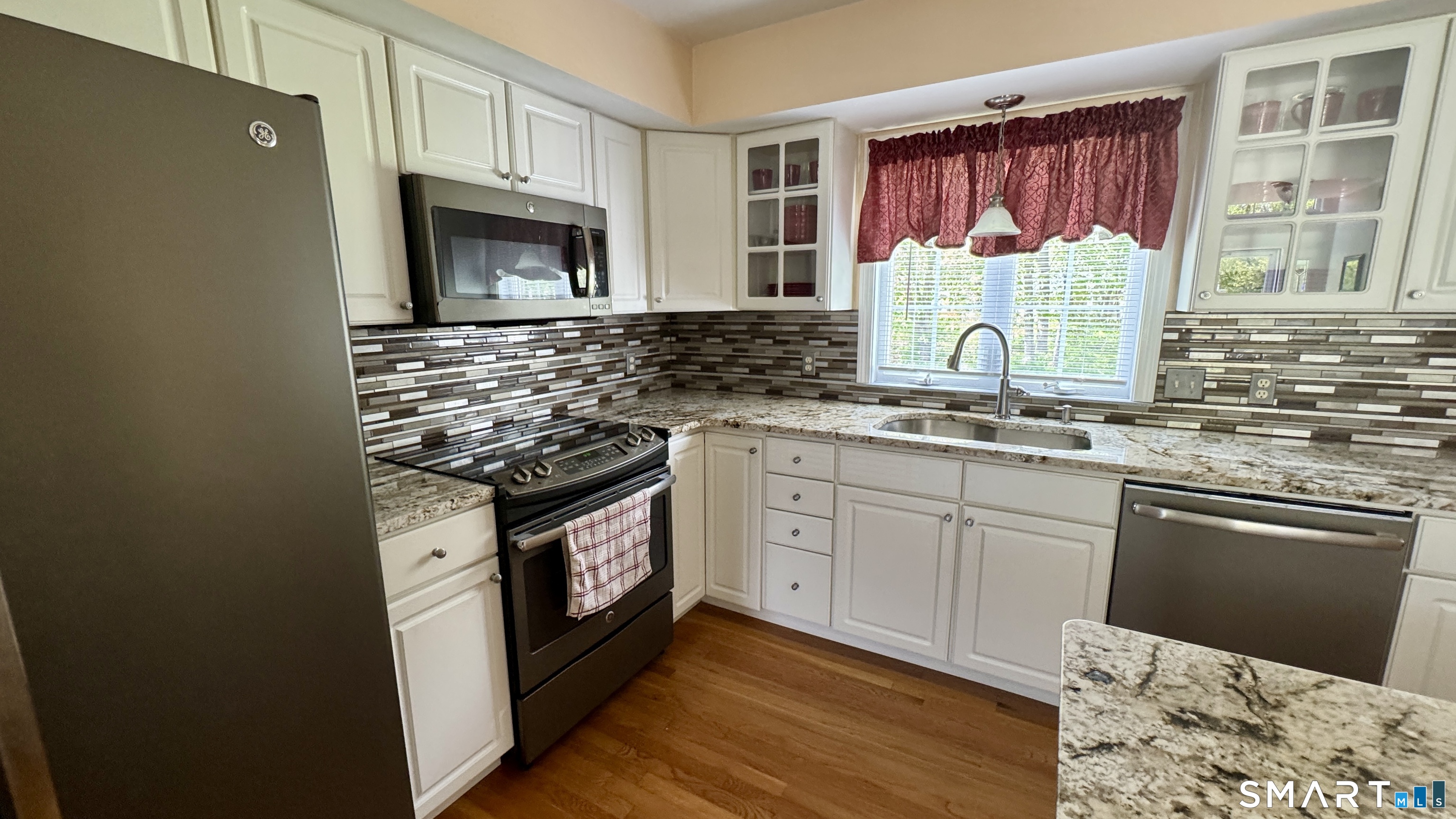 27 Tunnel View Terrace Vernon CT 06066