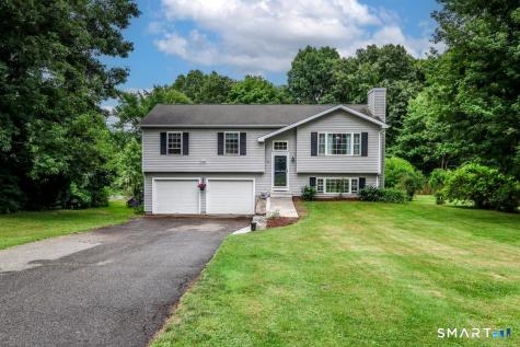 41 Candlewood Vista New Milford CT 06776