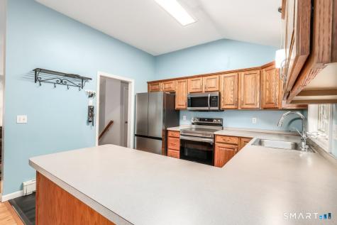 41 Candlewood Vista New Milford CT 06776