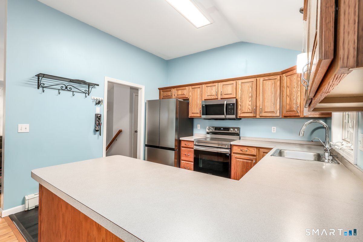 41 Candlewood Vista New Milford CT 06776