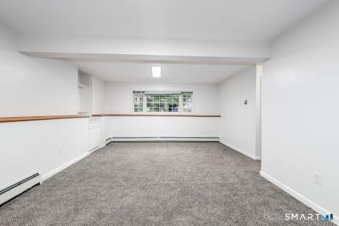 41 Candlewood Vista New Milford CT 06776