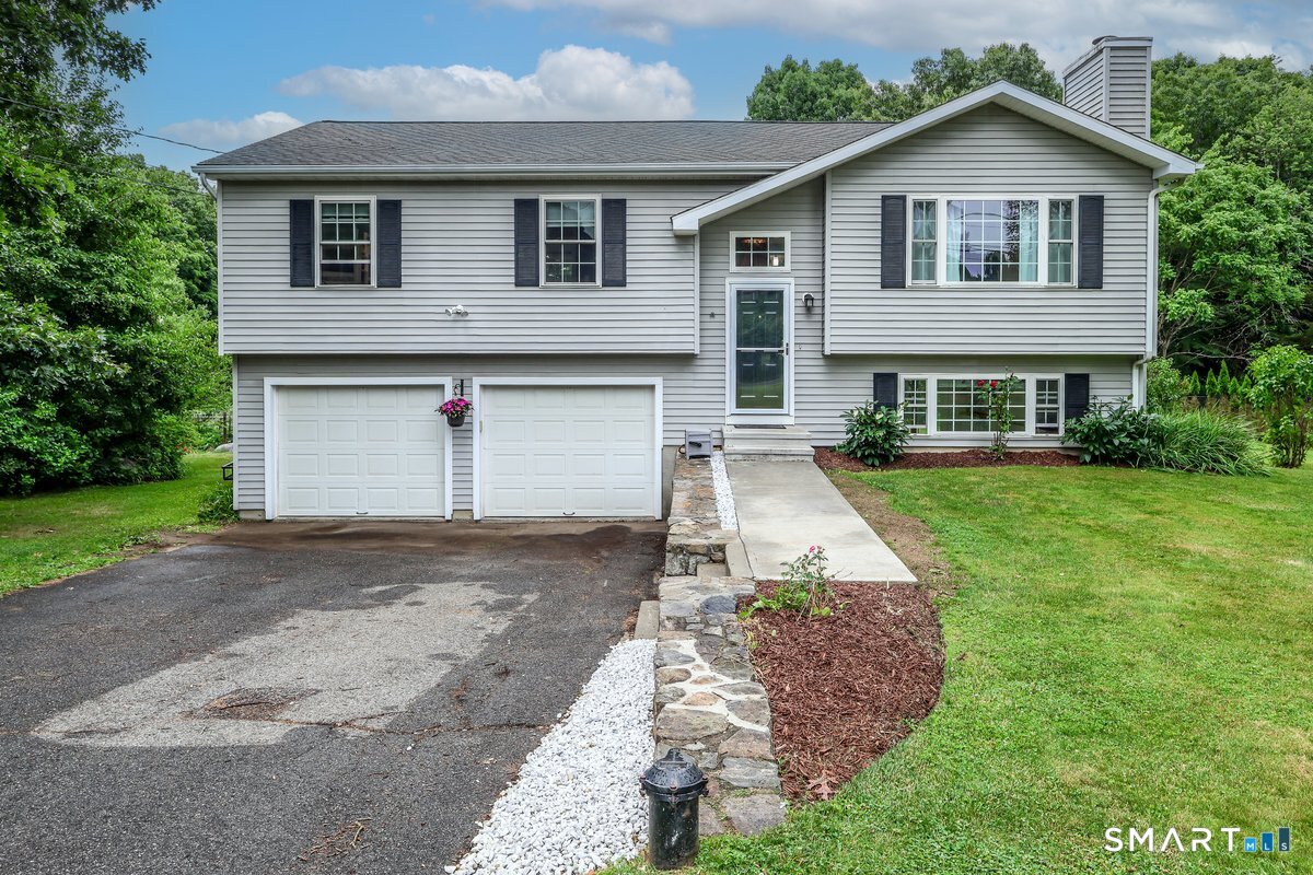 41 Candlewood Vista New Milford CT 06776