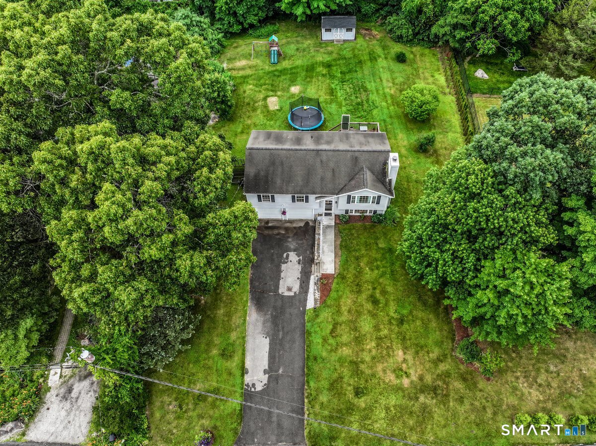 41 Candlewood Vista New Milford CT 06776