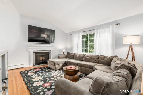 41 Candlewood Vista New Milford CT 06776