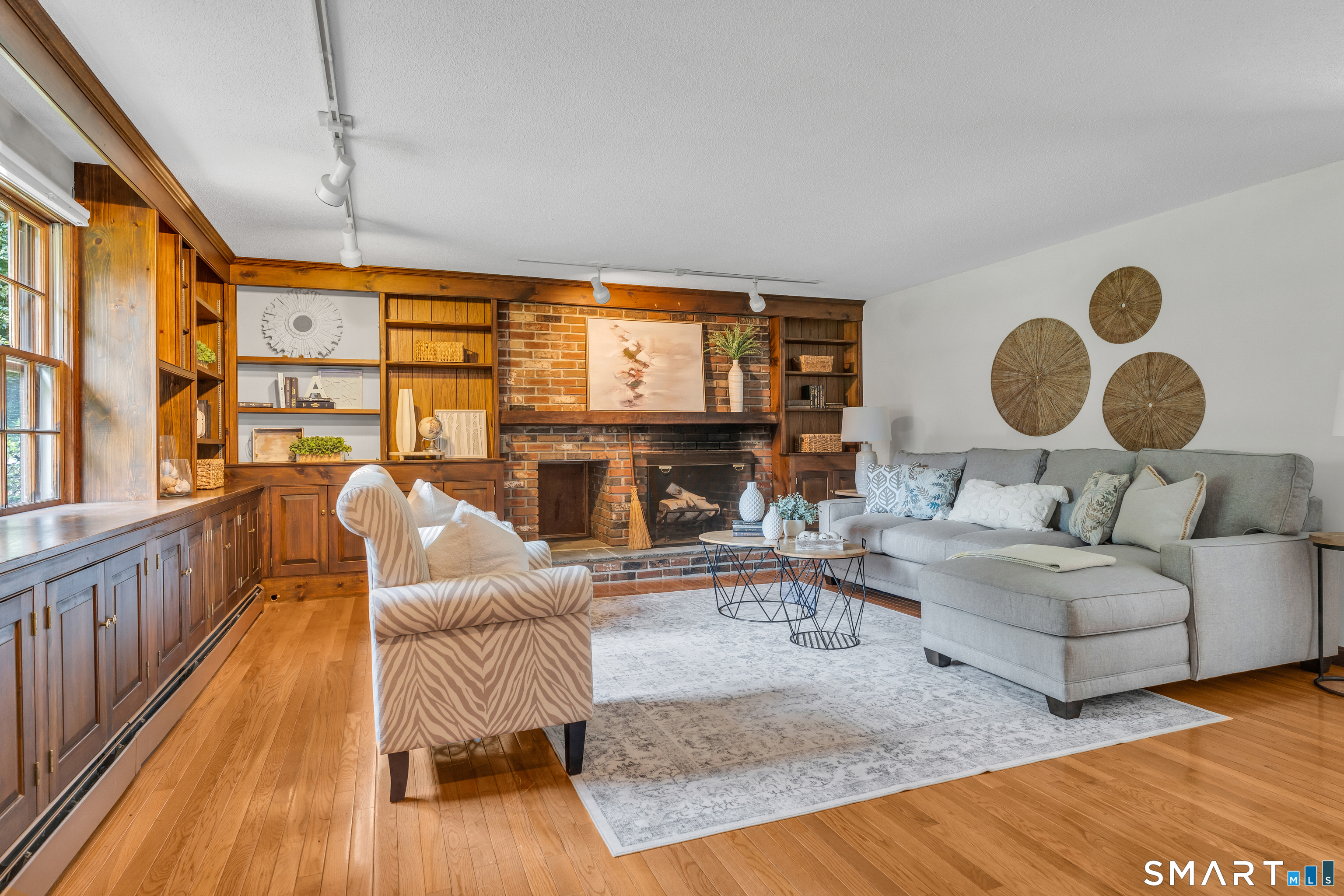 289 South Hoop Pole Road Guilford CT 06437