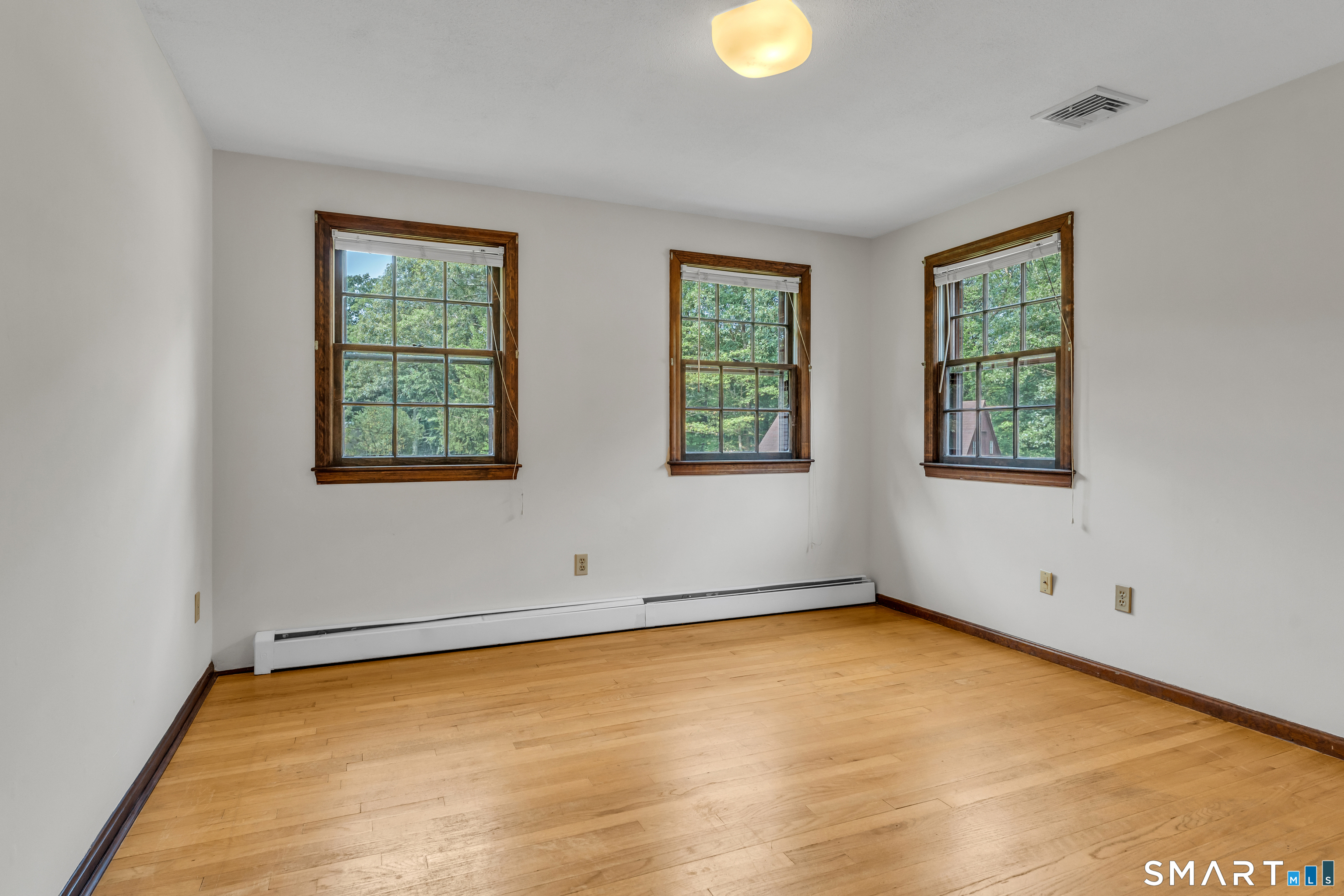 289 South Hoop Pole Road Guilford CT 06437