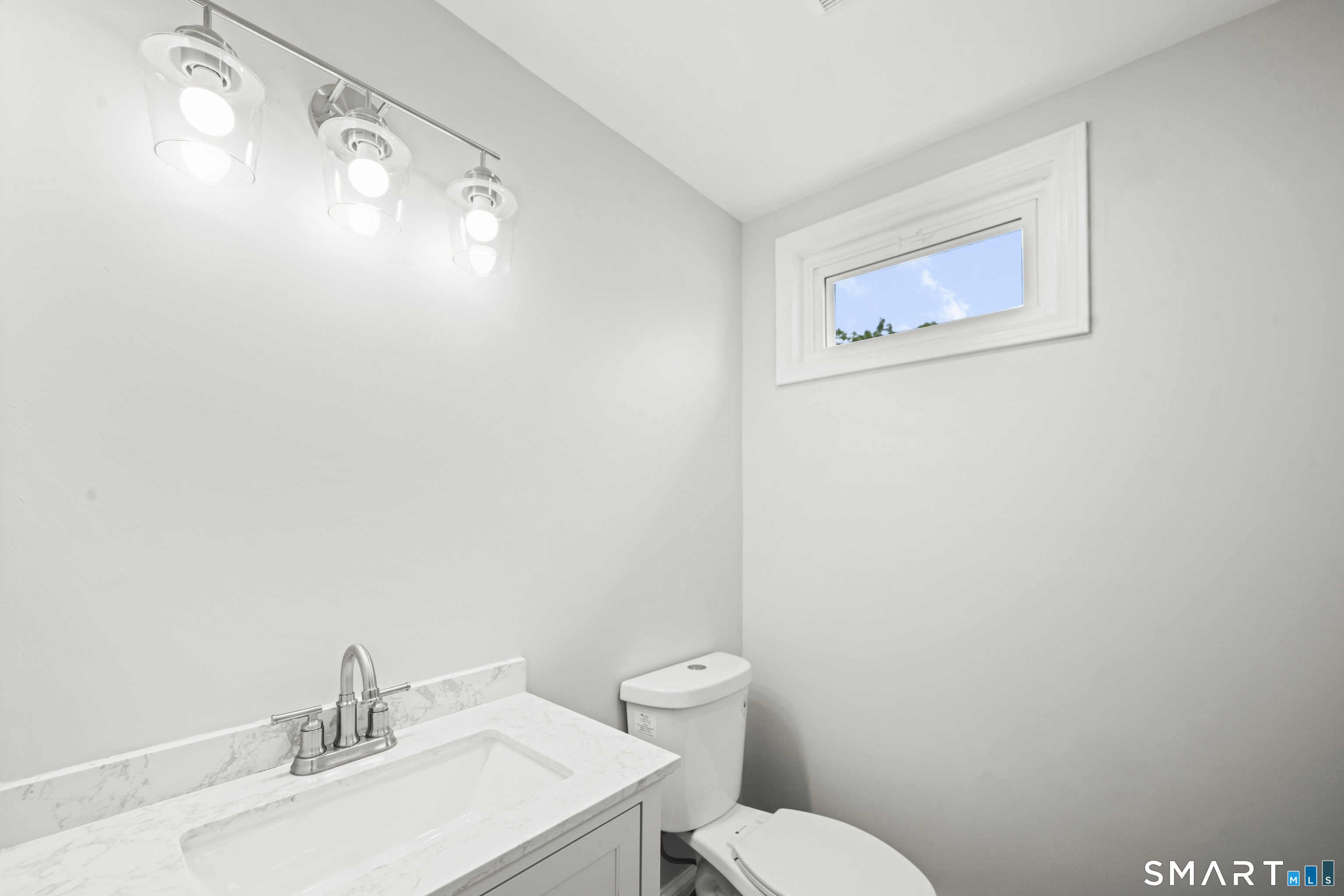517 North Main Street Suffield CT 06078
