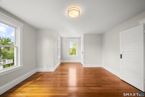 517 North Main Street Suffield CT 06078
