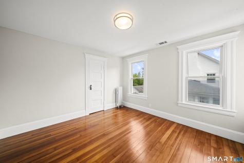 517 North Main Street Suffield CT 06078