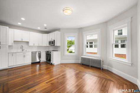 517 North Main Street Suffield CT 06078