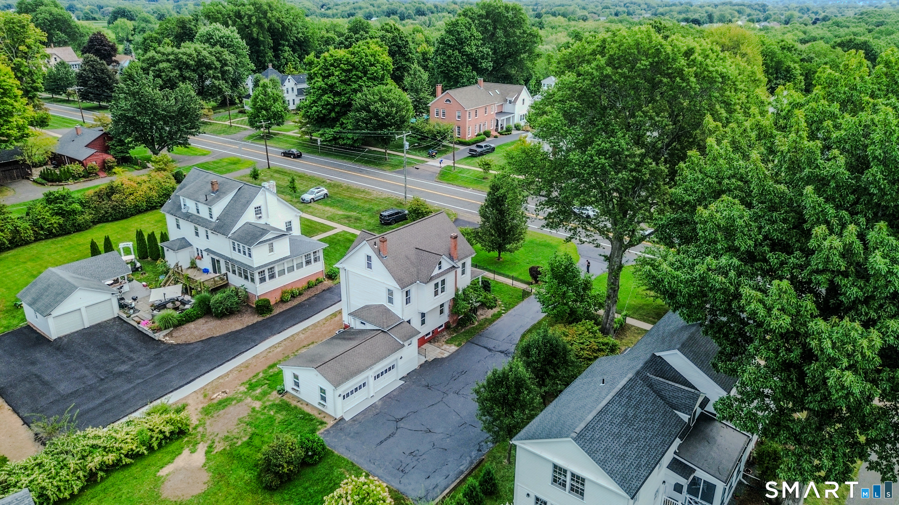 517 North Main Street Suffield CT 06078