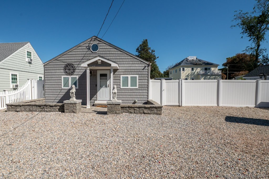 12 Bellaire Drive Old Saybrook CT 06475