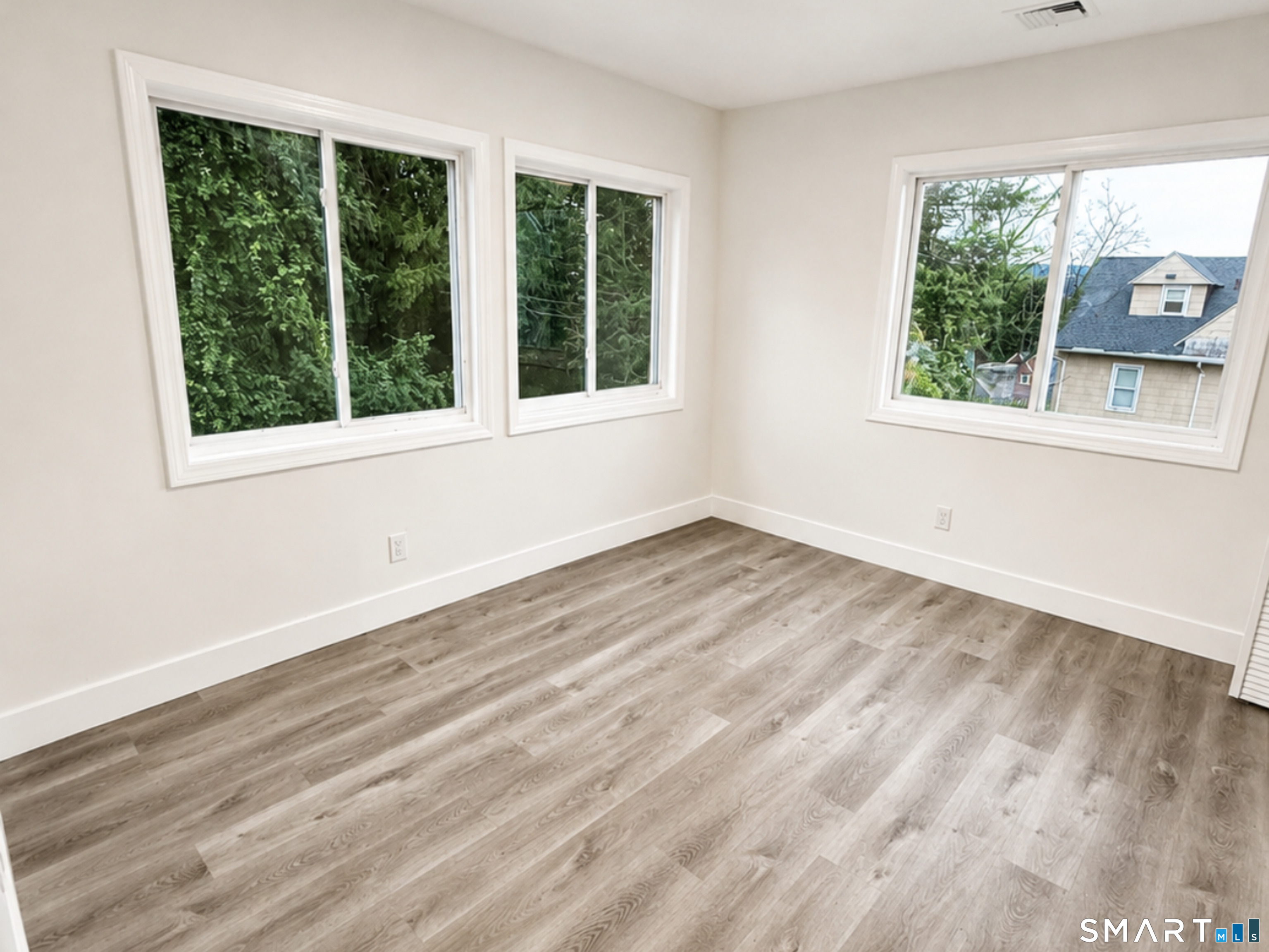 1038 W Main Street Waterbury CT 06708