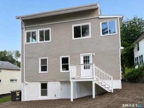 1038 W Main Street Waterbury CT 06708