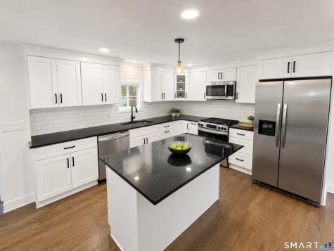 1038 W Main Street Waterbury CT 06708