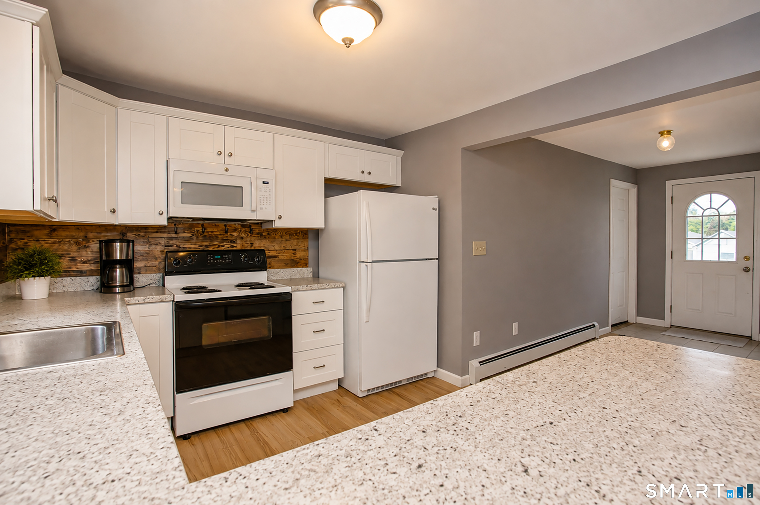 52 Cottage Road Enfield CT 06082