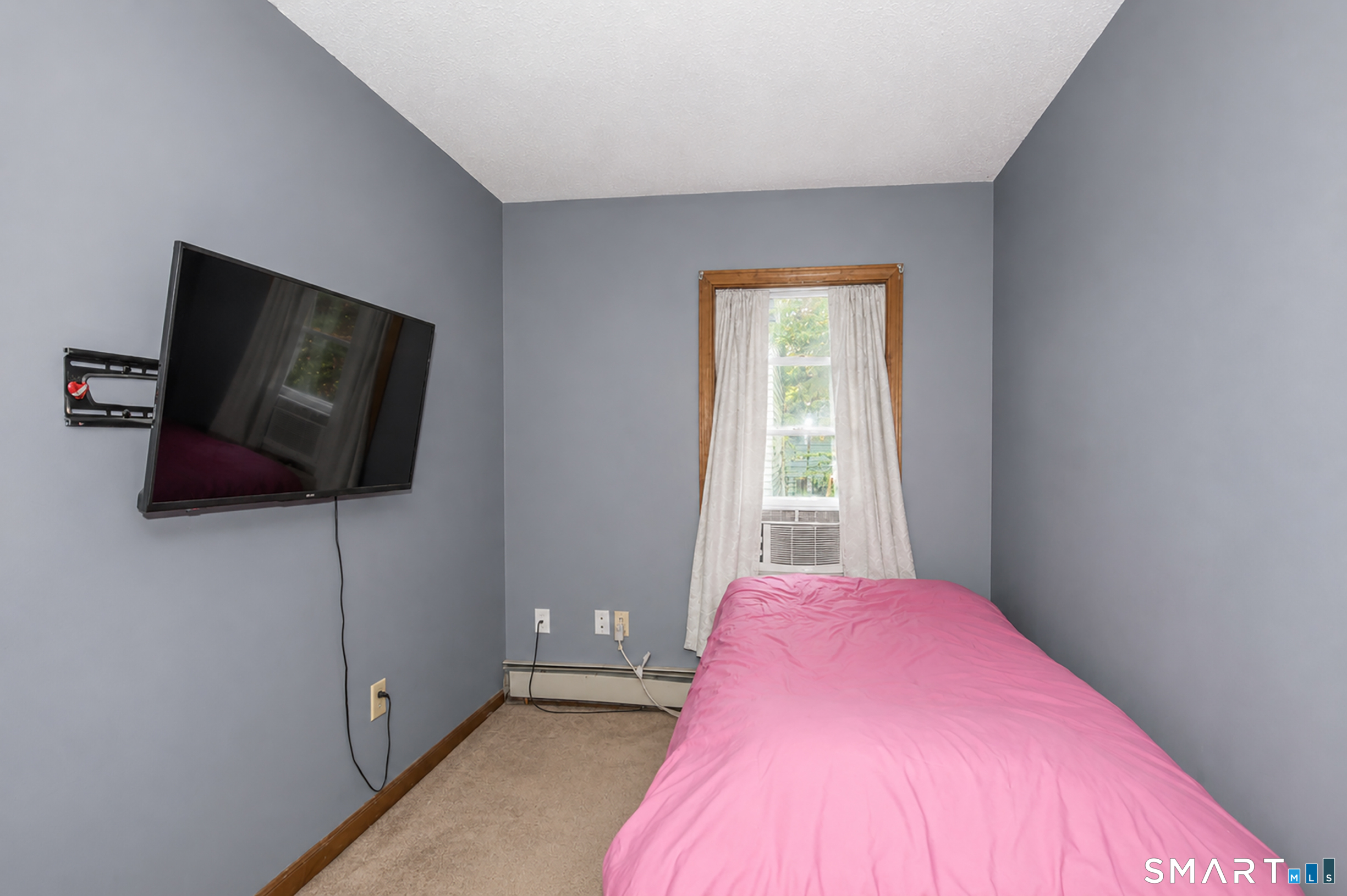 52 Cottage Road Enfield CT 06082