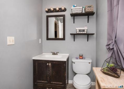 52 Cottage Road Enfield CT 06082
