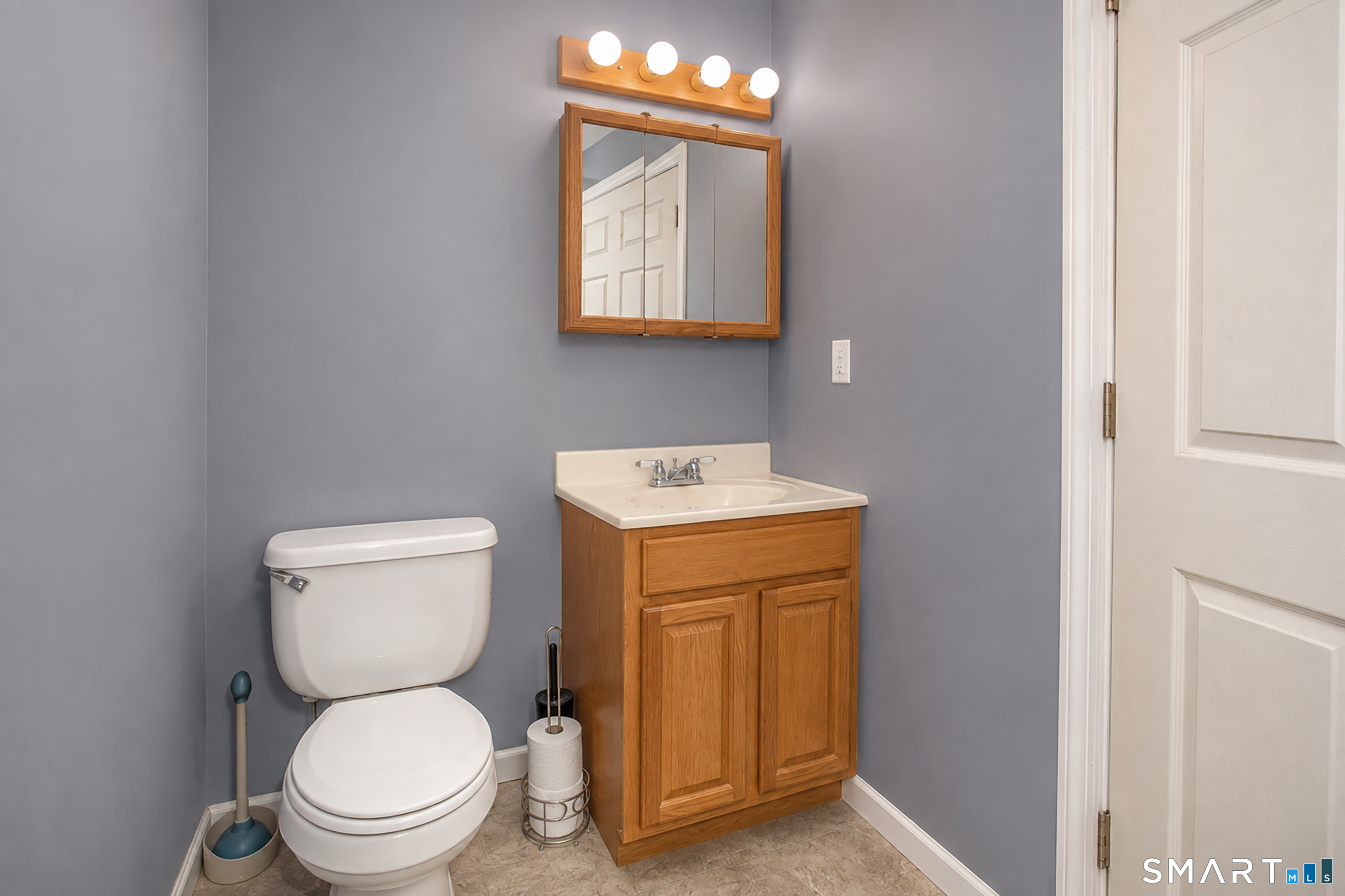 52 Cottage Road Enfield CT 06082
