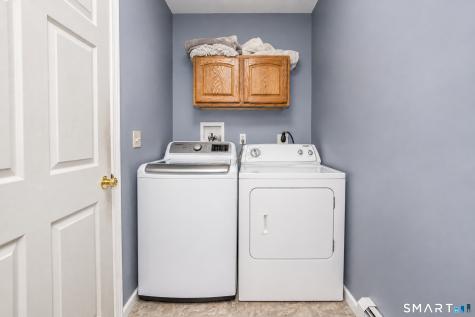 52 Cottage Road Enfield CT 06082