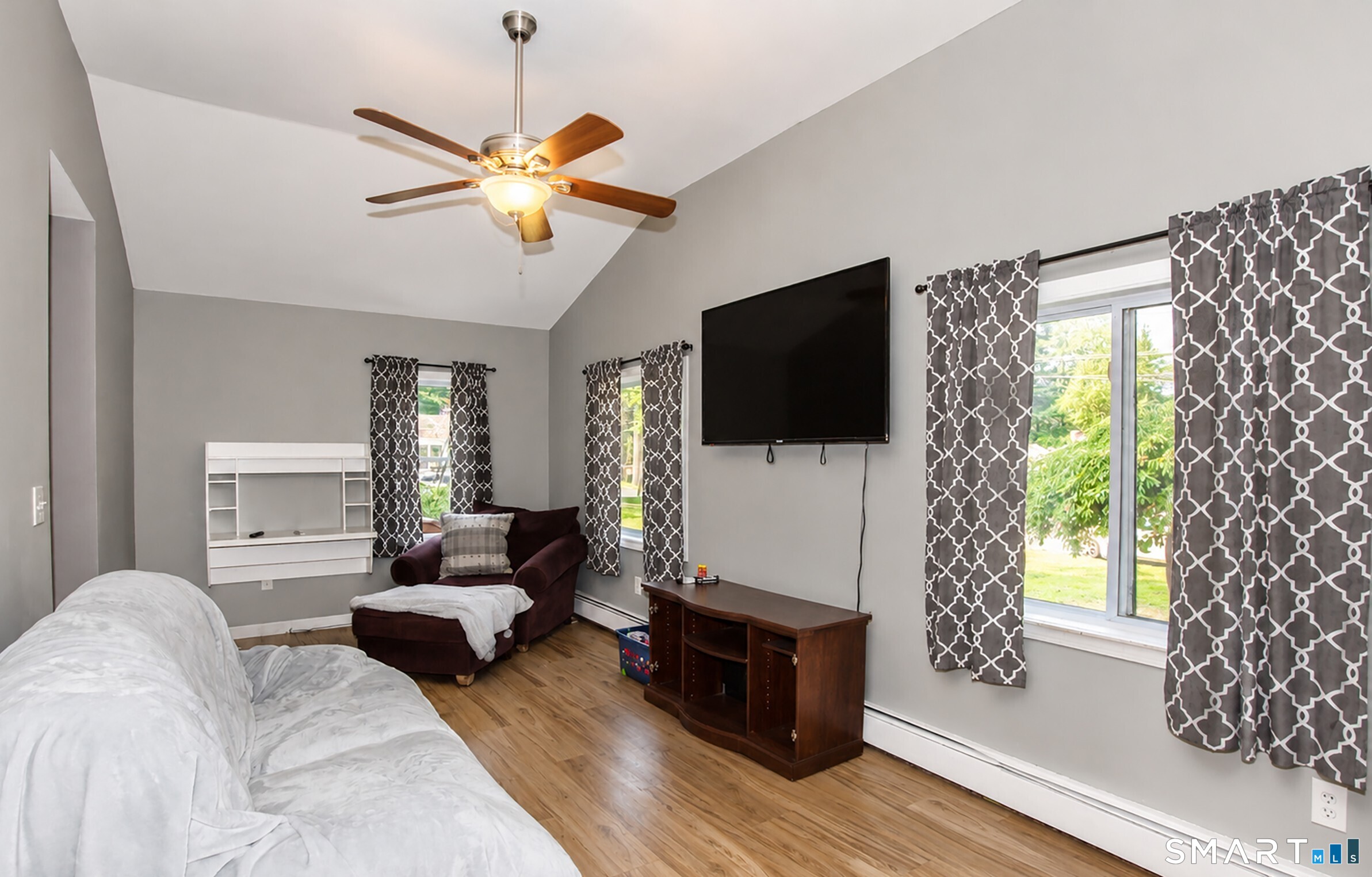 52 Cottage Road Enfield CT 06082