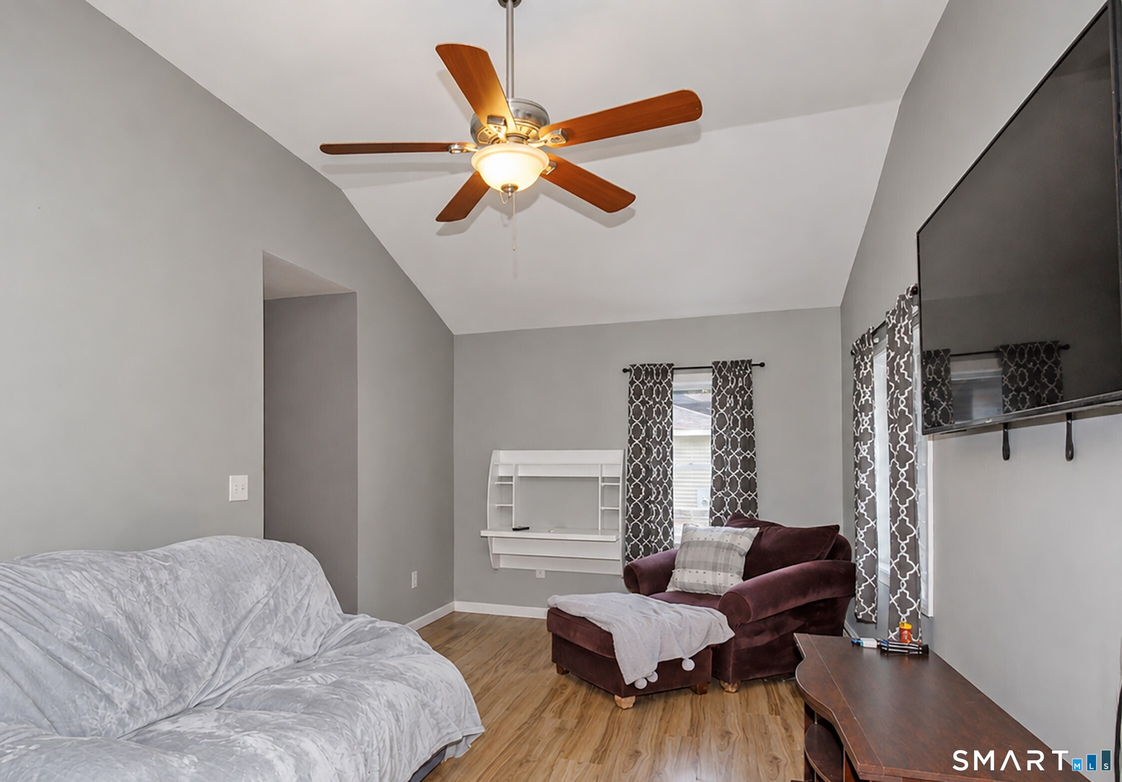 52 Cottage Road Enfield CT 06082