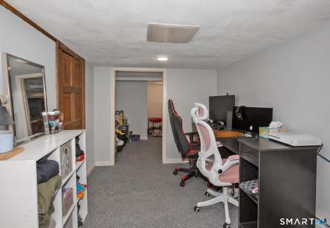 52 Cottage Road Enfield CT 06082