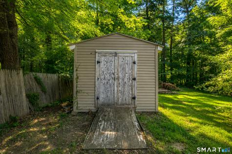 52 Cottage Road Enfield CT 06082