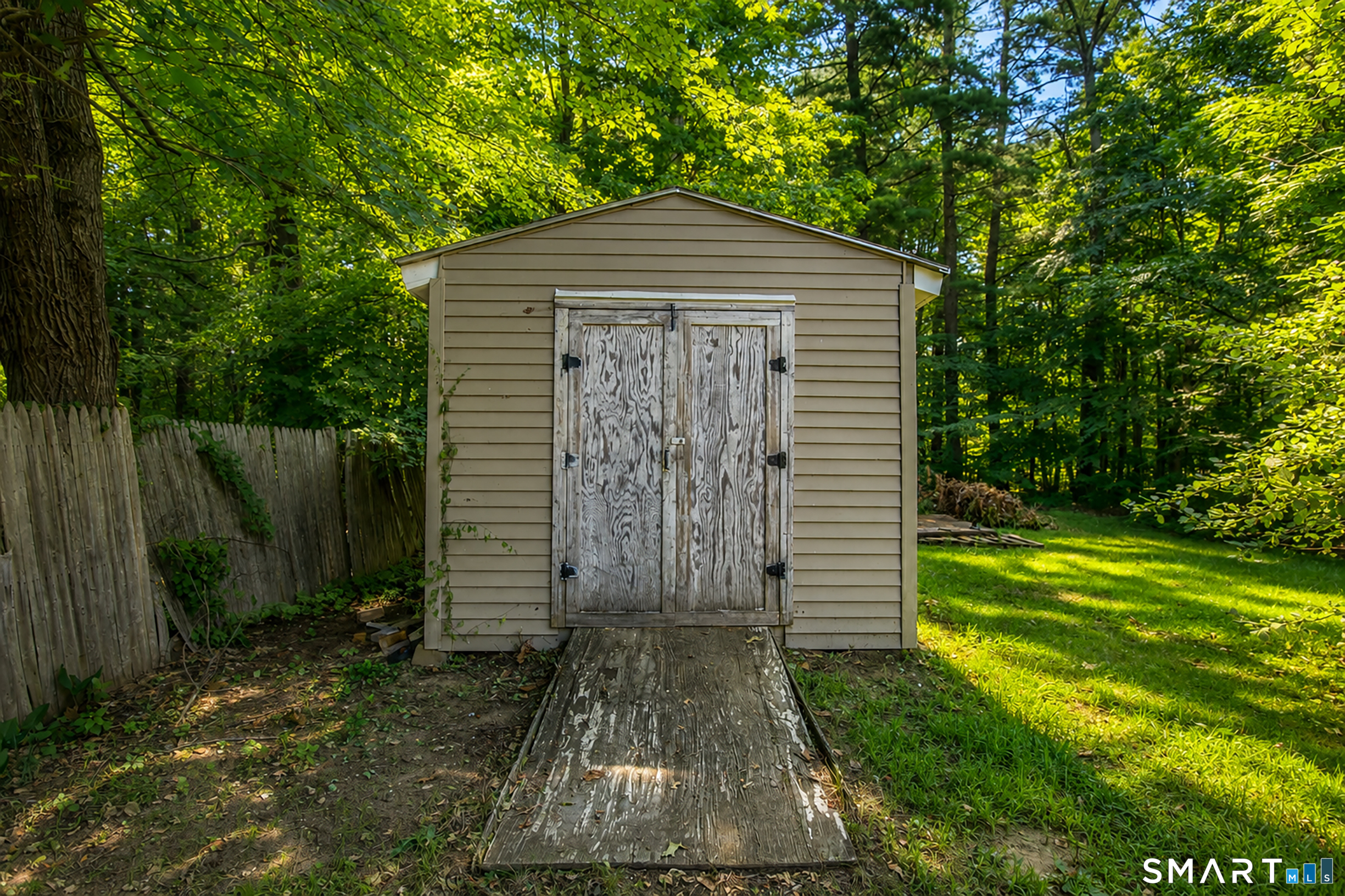 52 Cottage Road Enfield CT 06082