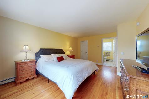 20 Driftway Road Danbury CT 06811