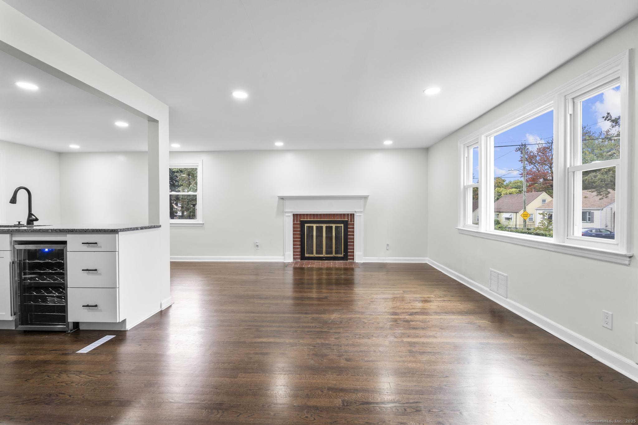 147 Morningside West Street Hartford CT 06112